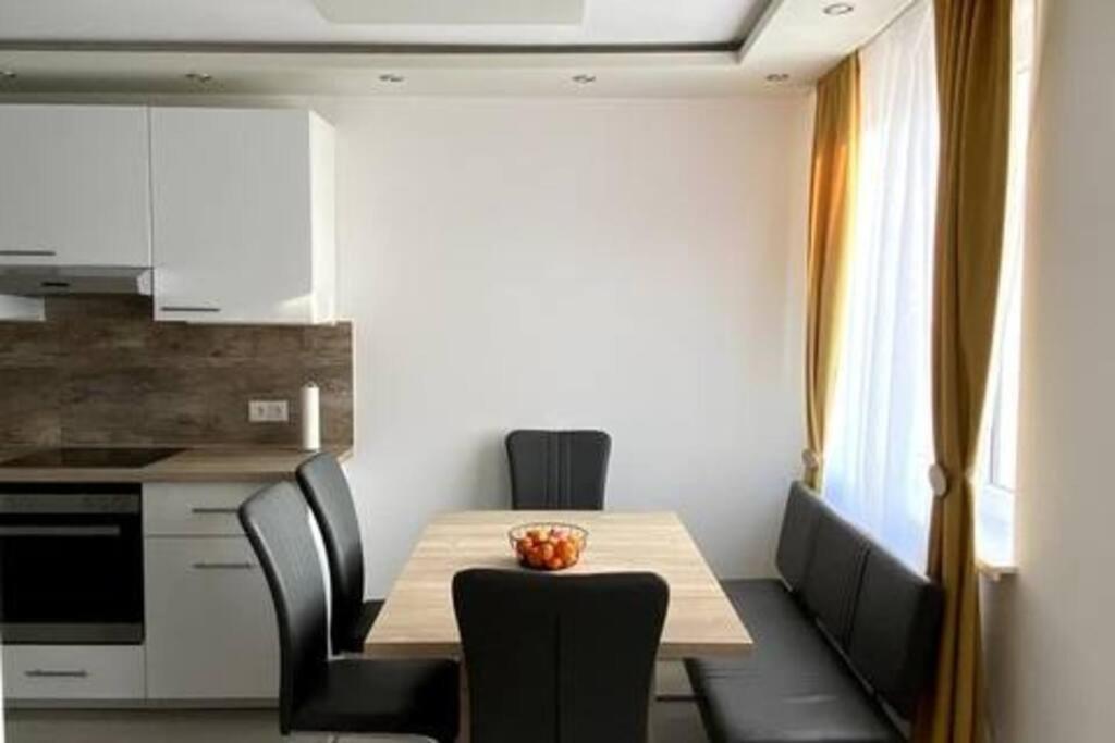 Gemuetliche Wohnung In Ottakring Vienne Extérieur photo